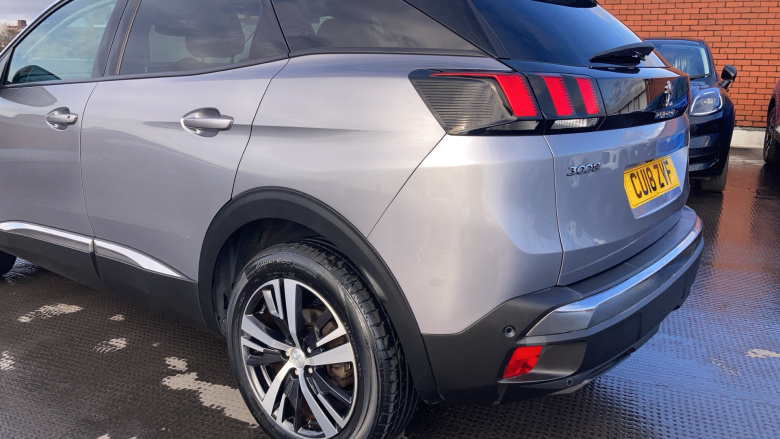 Peugeot 3008 1.2 PureTech Allure 5dr Petrol Estate